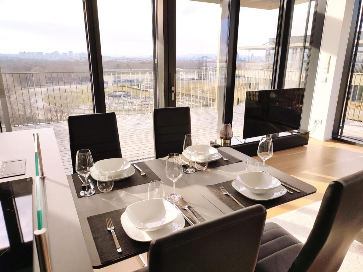 Panorama Apartment Vienna - Free Parking, Sauna & Fitness エクステリア 写真