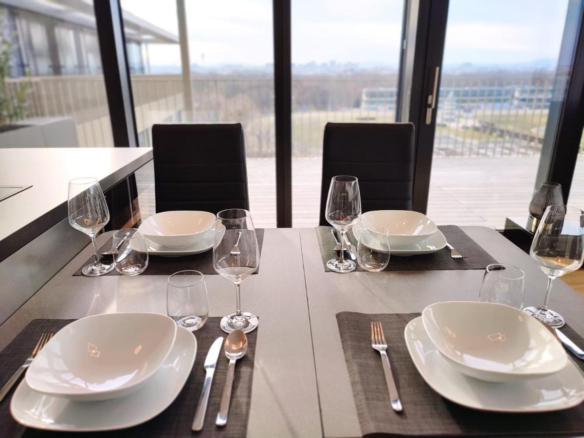 Panorama Apartment Vienna - Free Parking, Sauna & Fitness エクステリア 写真