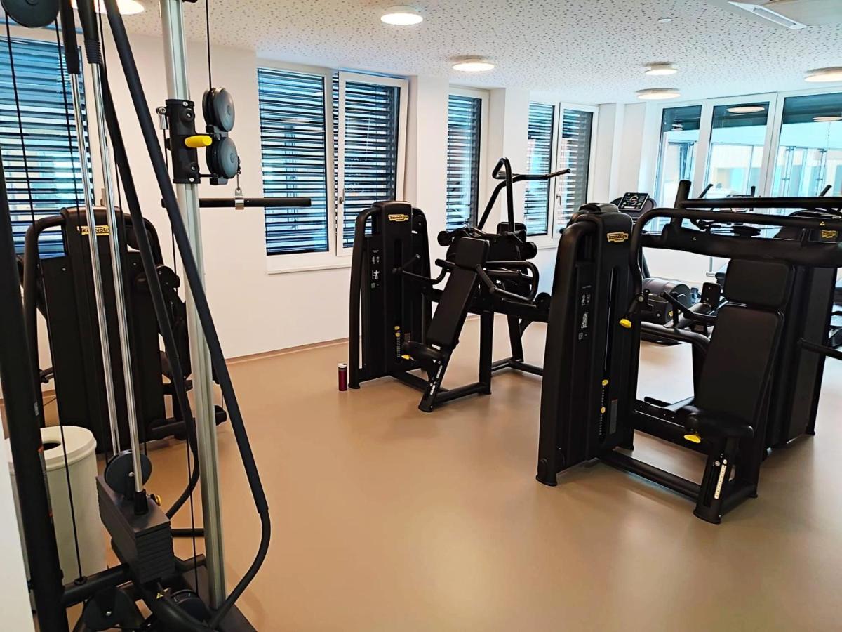 Panorama Apartment Vienna - Free Parking, Sauna & Fitness エクステリア 写真