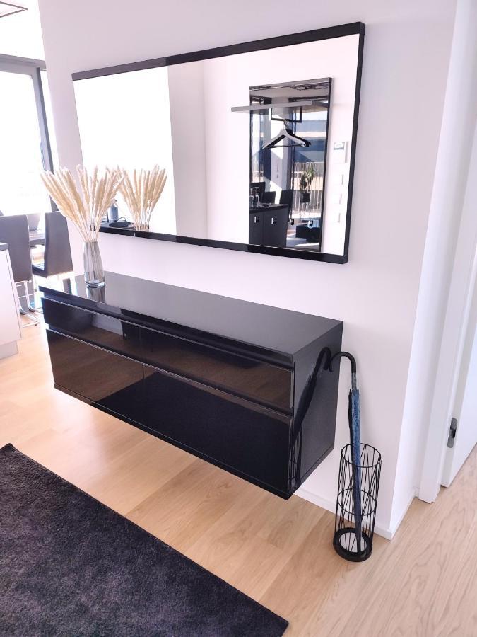 Panorama Apartment Vienna - Free Parking, Sauna & Fitness エクステリア 写真